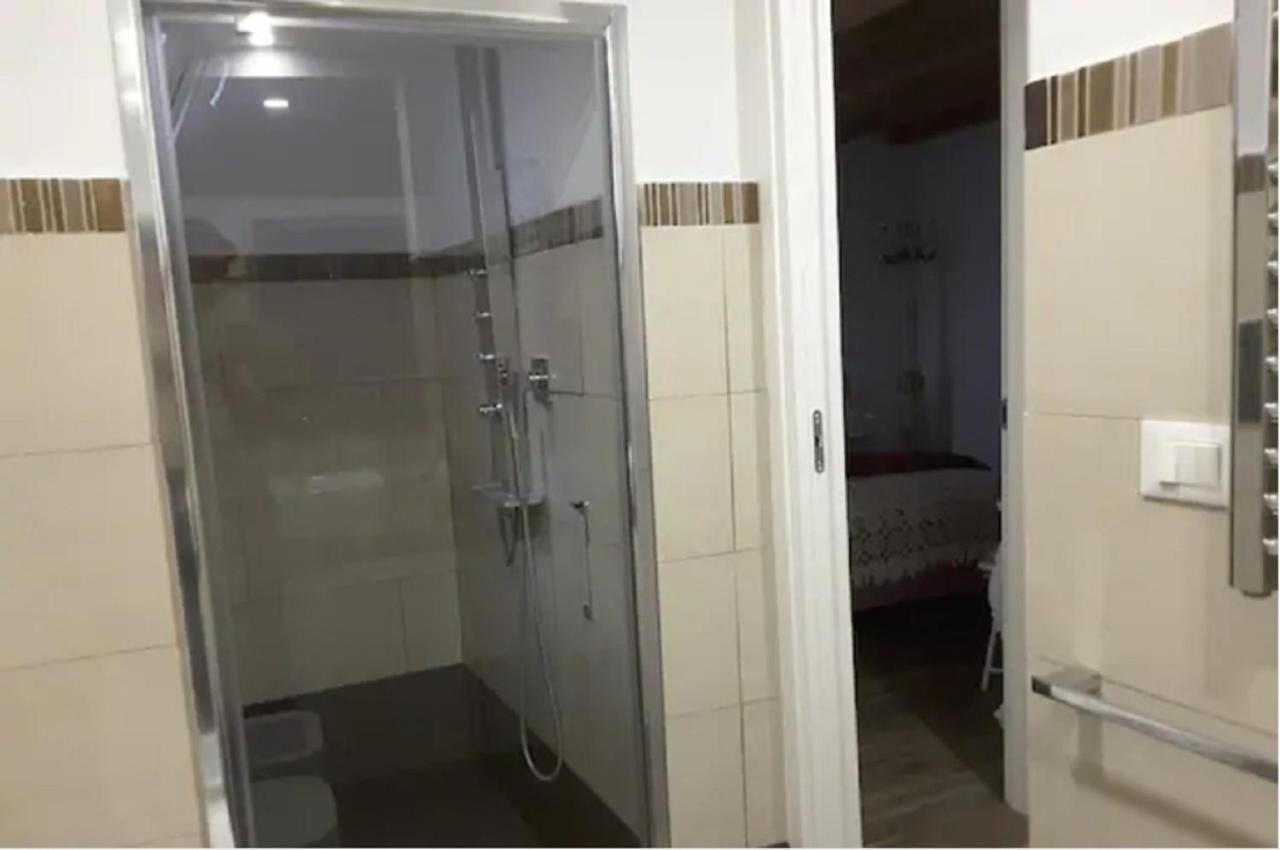 Cadeau Apartment *